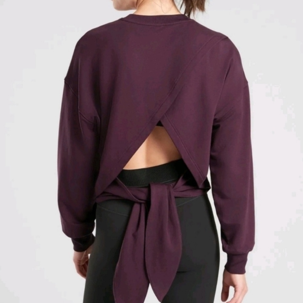 Athleta Yoga Tie back sweatshirt